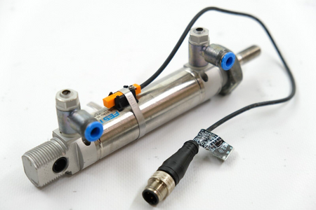 Festo DSNU-25-50-PPV-A (19246) Siłownik ISO + czujnik zbliżeniowy