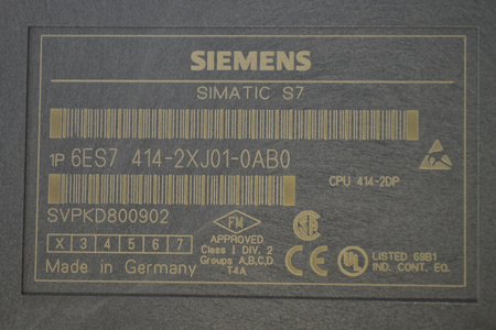 Siemens 6ES7414-2XJ01-0AB0 SIMATIC S7-400 CPU 414-2 DP + 6ES7952-1AK00-0AA0