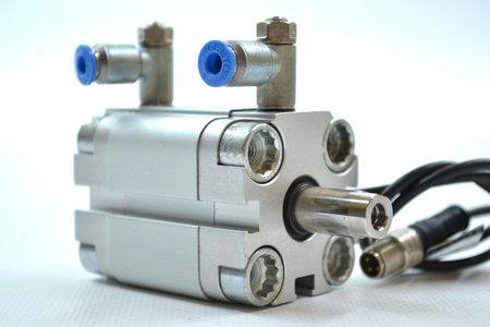 Festo ADVU-25-15-P-A (156524) Kompaktzylinder + Näherungssensor