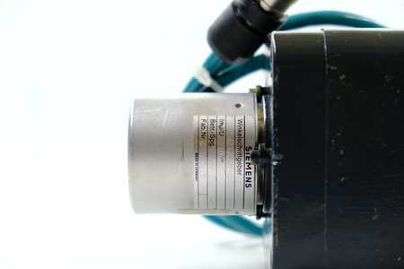 Siemens 1FT5066-1AC71-4EA0 + 6FX2001-2AB00 Serwomotor AC Feed Drive Servo Motor