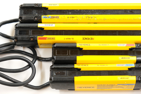 Keyence GL-R63F-T + GL-R63F-R + GL-R08H-T + GL-R08H-R Lichtschranke 4 Artikel
