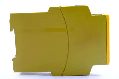 Pilz PNOZ x5 2s (774325) Sicherheitsschaltgerät, Safety relay