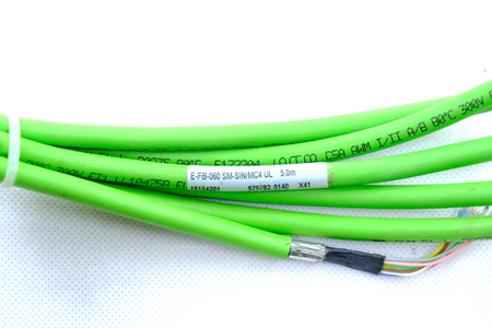 Schneider Electric ELAU E-FB-060 SM-SIN/MC4 UL 5.0M KA90021 (SAB) Cable