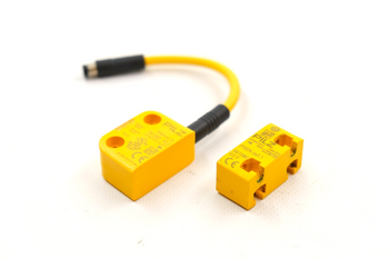 Pilz PSEN cs3.1p switch + cs3.1 actuator (541060 + 541080) Wyłącznik bezpieczeńs