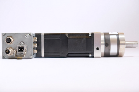 Schneider ILA1B572TC1F0 + NEUGART Ratio 1:5 Servomotor