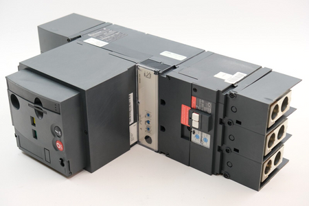 Schneider NSX400-630F/N/H/NA + MT400/630 +VIGI630 + Micrologic 2-3M