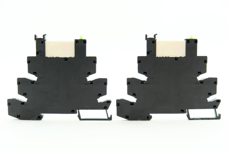 Schneider Electric RSLZVA1 Socket with relay x 2 pcs