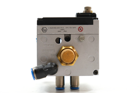 Festo CPV14-GE-FB-4 (18260) + 4 x CPV14-M1H-5LS-1/8 (161360) + CPV-14-VI (18210)