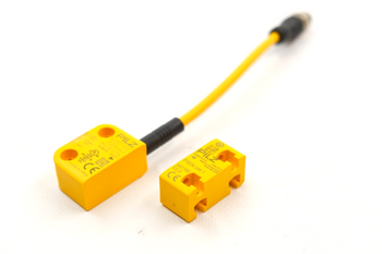 Pilz PSEN cs4.2 M12/8-0.15m 1 switch + PSEN cs4.1 1 actuator (541259 + 541180)