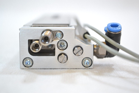 Festo DGSL-8-80-P1A (543937) Mini Slide Cylinder + 2 x proximity sensors