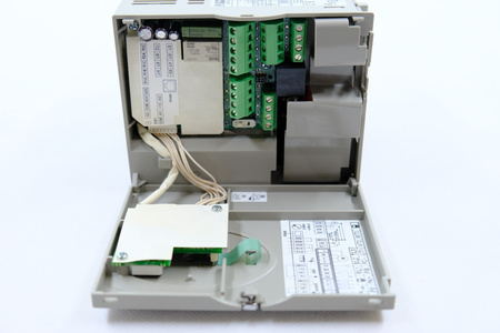 Telemecanique Altivar ATV31H037N4 Frequency Converter