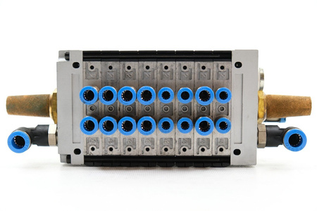 Festo CPV14-GE-FB-8 (18262) + 8 x CPV14-M1H-5LS-1/8 (161360) + CPV-14-VI (18210)