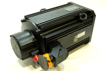 Rexroth Indramat MKD112B-048-KG1-BN PERMANENT MAGNET MOTOR Servo Motor