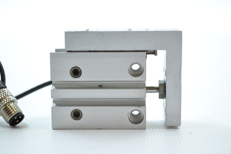 Festo SLS-6-5-P-A (170485) Mini-Schlitten + Näherungssensor