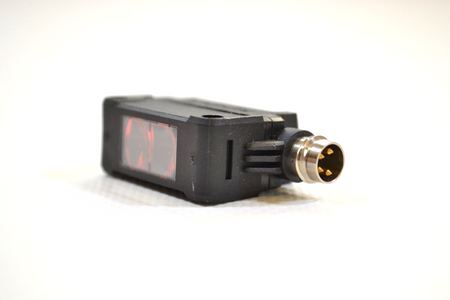 Keyence PZ-G42CP Photoelectric Sensor