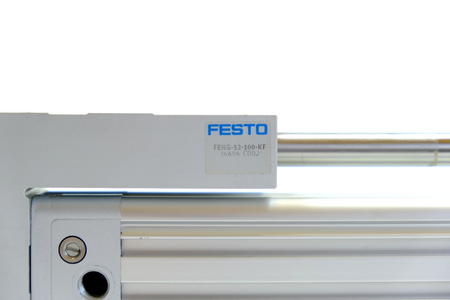 Festo FENG-32-100-KF (34494) + DSBC-32-100-PPVA-N3 (1376426) Führungszylinder