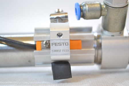 Festo DSNU-20-80-P-A (14328) ISO cylinder + 1 x proximity sensor