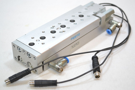 Festo SLT-10-80-P-A (170559) Mini siłownik suwakowy + 2 Czujniki zbliżeniowe IFM