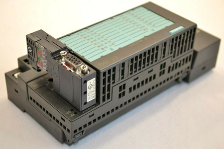 Siemens 6ES7131-1BL01-0XB0 + TB32L 6ES7193-1CL00-0XA0 Moduł elektroniczny do ET200L