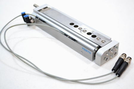 Festo DGSL-8-80-P1A (543937) Mini siłownik suwakowy + 2 Czujniki zbliżeniowe