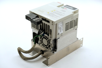 Mitsubishi FR-E540-2.2K-EC + FR-PA02-02 + FFR-E540-15A-SF1 Frequenzumrichter