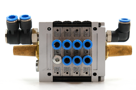 Festo CPV14-GE-FB-4 (18260) + 4 x CPV14-M1H-5LS-1/8 (161360) + CPV-14-VI (18210)