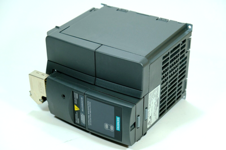 Siemens Micromaster 420 6SE6420-2AD24-0BA1 Frequenzumrichter Frequency Converter