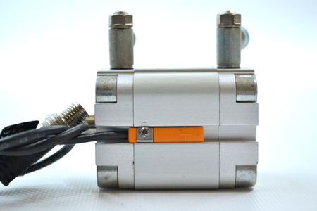 Festo ADVU-25-15-P-A (156524) Compact cylinder + proximity sensor