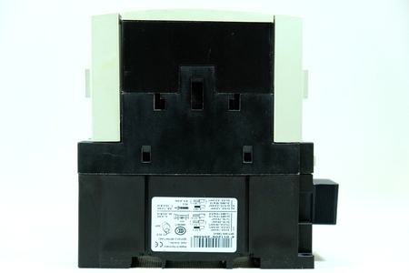 Siemens 3RT1046-1BB40 AC-3 95A 45kW Power Contactor