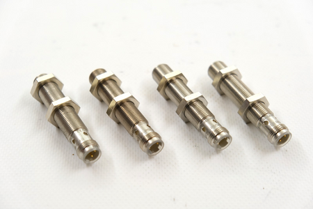 Balluff BES0068 | BES M12MI-PSC40B-S04G Set of 4 Inductive sensors