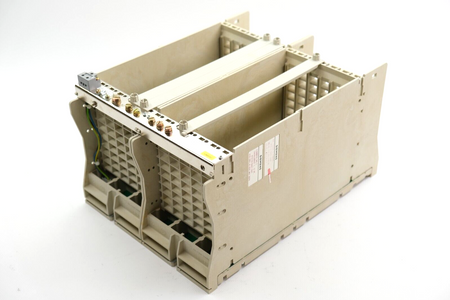 Siemens 6FC5101-0AA01-0AA0 estand: A Sinumerik Zentralgerät Central device