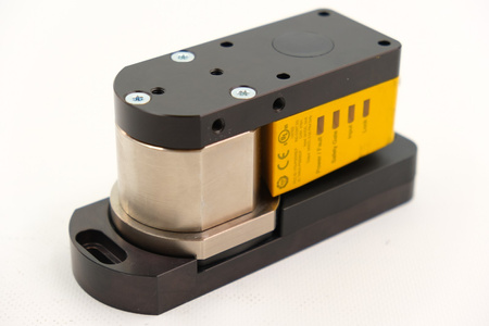 Pilz PSEN sl-0.5p 1.1 switch + PSEN sl-0.5 1.1 actuator (570510 + 570520)