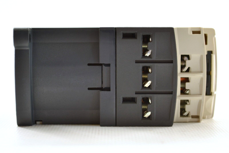 Telemecanique LC1D18BD Power Contactor