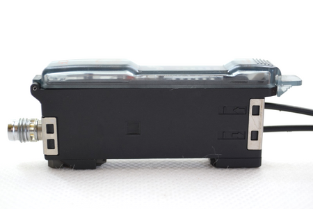 Omron E3X-NA44V Lichtleiterverstärker, Fiber Amplifier