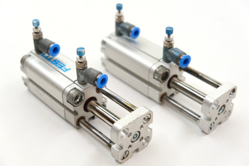 Festo ADVUL-20-40-P-A (156864) Satz mit 2 Kompaktzylinder