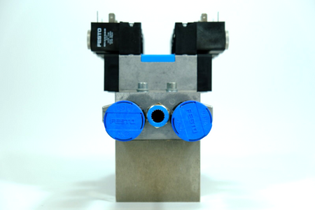 Festo VDMA 24345-C-1 + MFH-5/3G-D-1-C Zawór elektromagnetyczny x 4 Sztuki