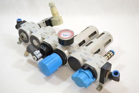 Festo LFR-D-7-MIDI + LF-D-MIDI + HE-...-D-MIDI + HEE-...-D-MID Filter pressure regulator