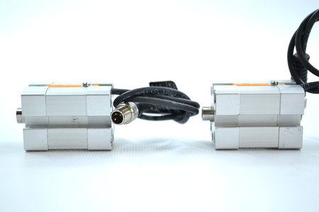 Festo AEN-16-5-I-P-A (536415) Satz mit 2 Kompaktzylinder