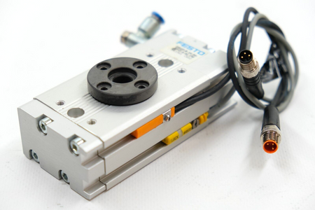 Festo DRQD-B-16-90-PPVJ-A-AL-FW (563345) Schwenkantrieb Semi-rotary drive
