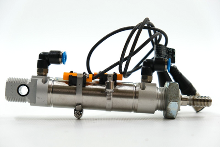 Festo DSNU-25-40-PPV-A (19245) Standard cylinder + 2 proximity sensors