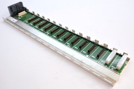 Mitsubishi Q312DB CPU Base Unit 12 I/O slots