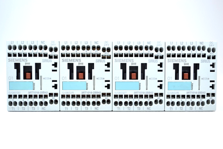 Siemens 3RT1016-2BB42 x 4 units Power Contactor