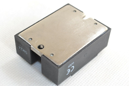 Crydom D2425 Solid State Relay NEW!