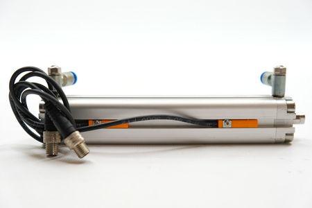 Festo ADVU-16-125-P-A (156001) Kompaktzylinder + 2 Näherungssensoren