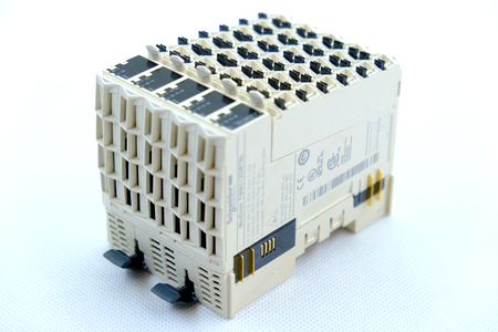 Schneider Electric TM5C12D6T6L Modicon TM5 Kompaktowy blok rozszerzeń I/O