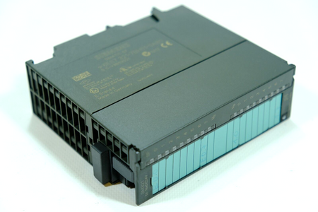 Siemens 6ES7 321-7BH01-0AB0 | 6ES7321-7BH01-0AB0 SIMATIC S7-300 output module