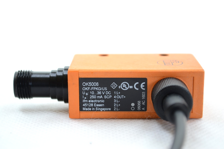 IFM OK5008, OKF-FPKG/US + E20051 Fibre-optic amplifier