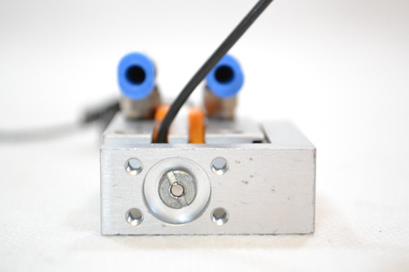 Festo SLS-6-5-P-A (170485) Mini Slide Cylinder + 2 x IFM Näherungssensoren