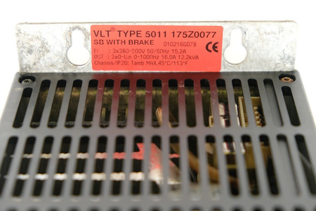 Danfoss 175Z0077 VLT type 5011 SB with Brake Frequenzumrichter Converter