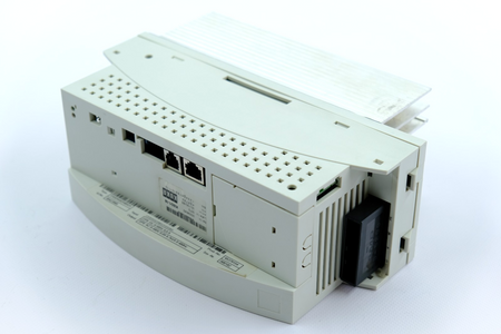 KUKA / Lenze KSD1-16 | 00-105-350 | E93DA552I4B531 Moduł serwonapędu